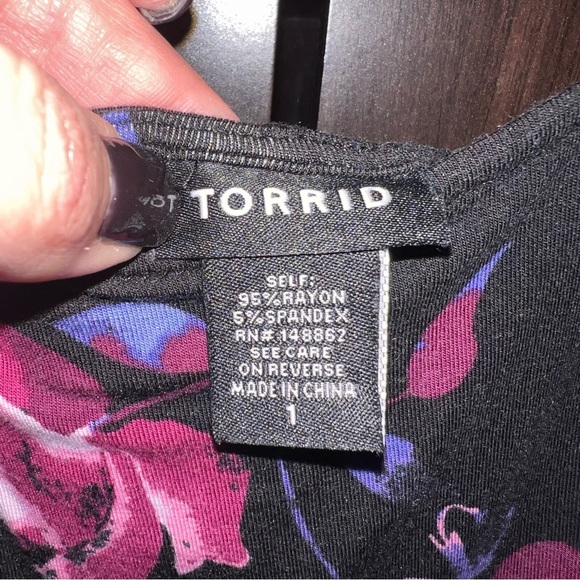 TORRID Black Floral Twist Back Hi/Lo Tank - Picture 6 of 6